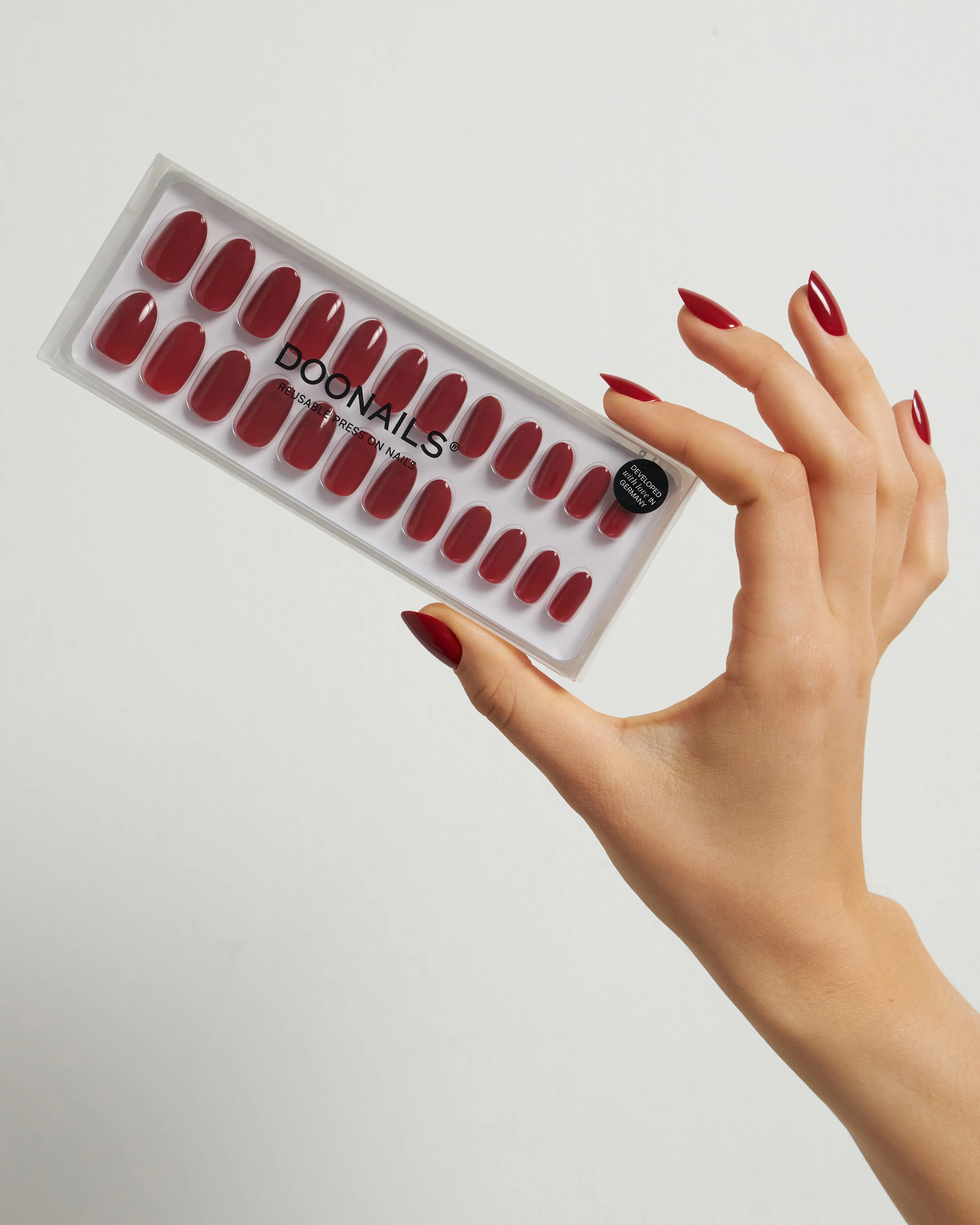 Mon Cheri Medium Round Soft Gel Press Ons - Image 4